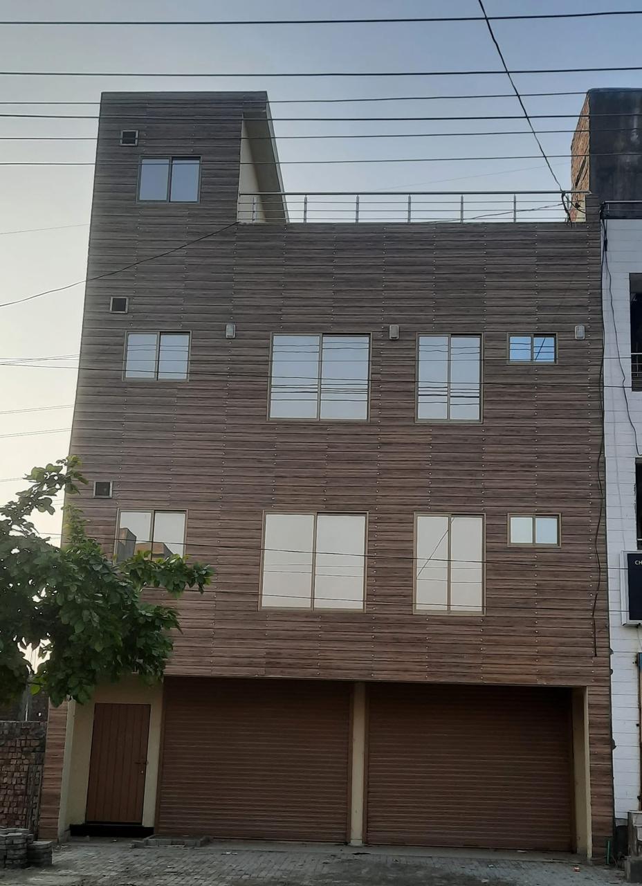 Modern Cladding Facade — Residential Building